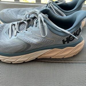 HOKA ONE ONE Women's ARAHI 5 Blue Sneakers Running Shoe Lace Up Size 9.5B